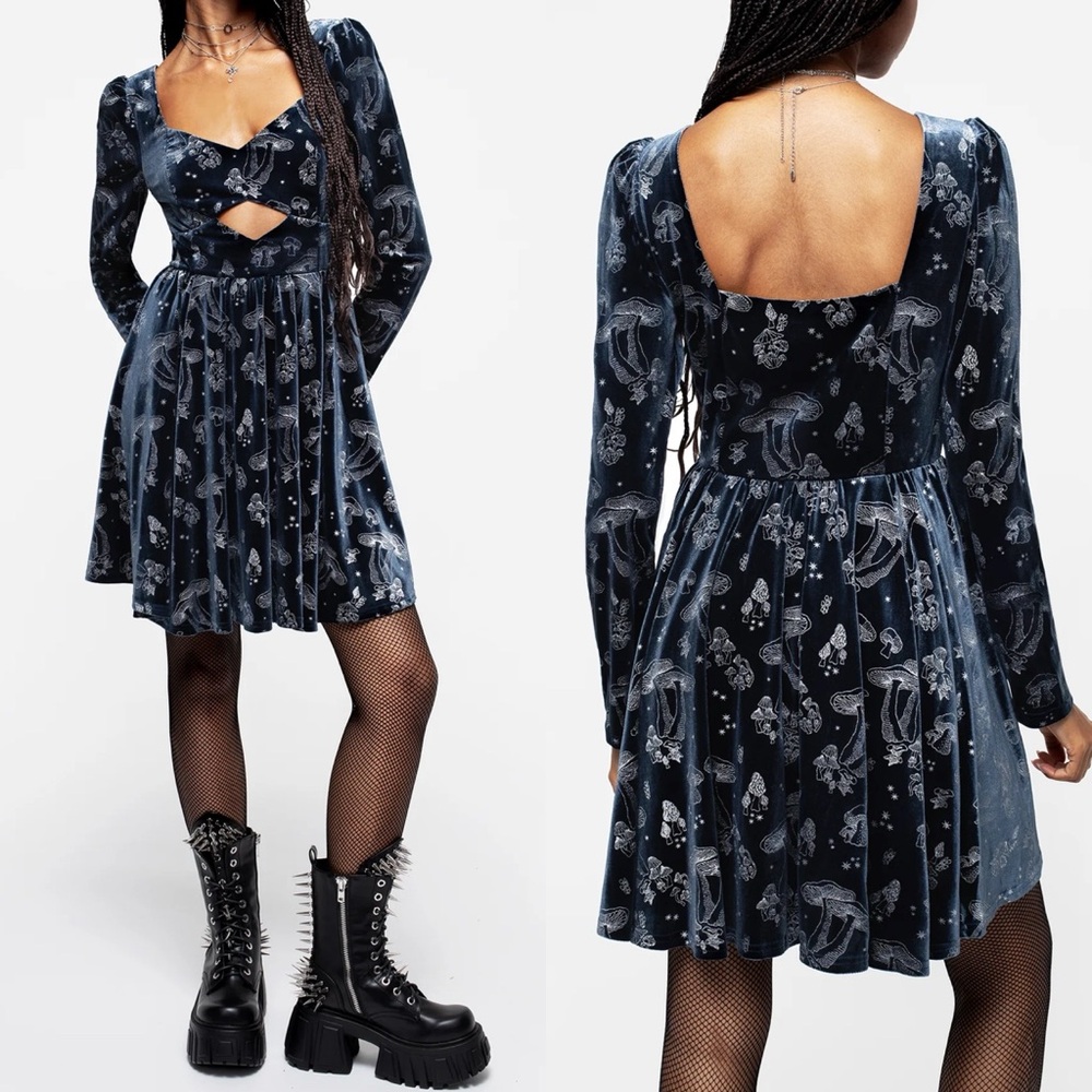 Disturbia Faefire Foil Print Velour Cut Out Mini
Dress Dusky Blue Mushroom Print - Picture 3 of 14